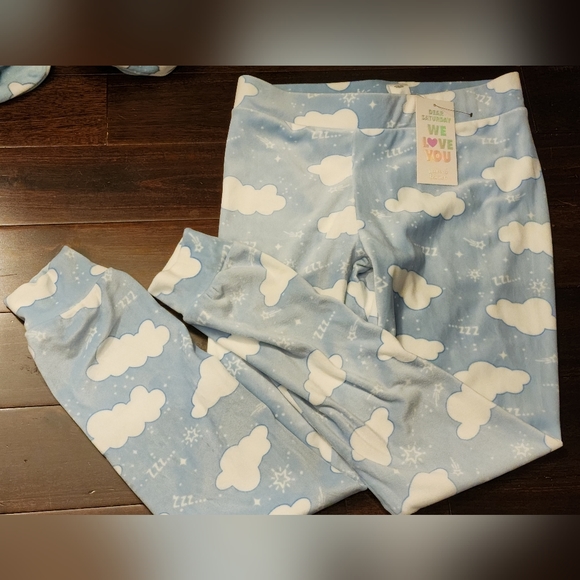 Size 10/12 Valour Pajama bottoms - Picture 1 of 2